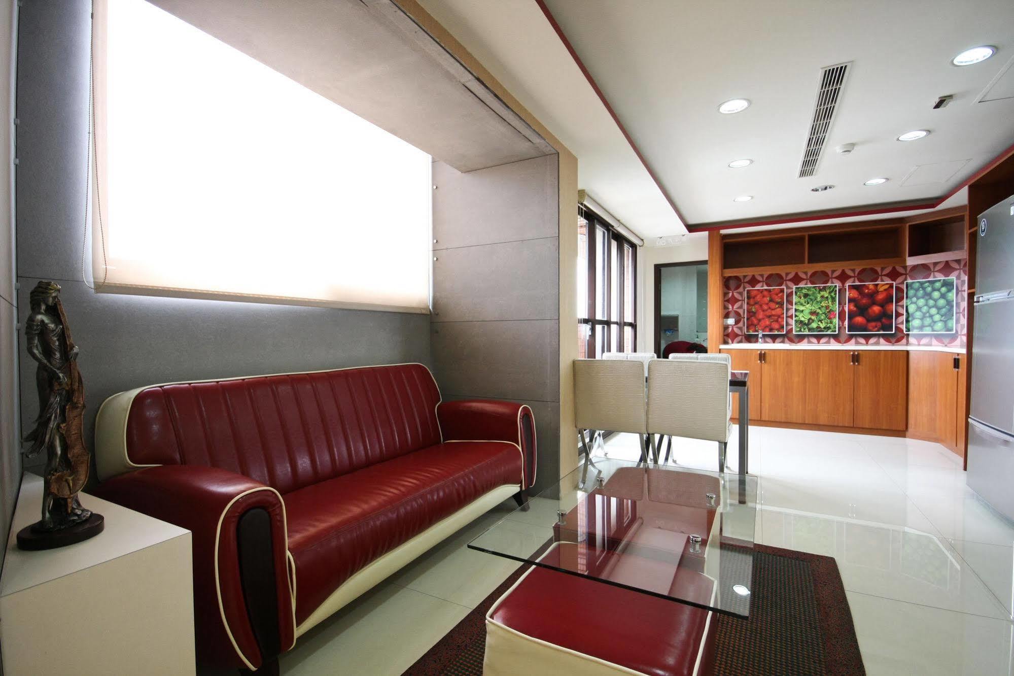 Talmud Hotel Gongyuan Taichung Dış mekan fotoğraf